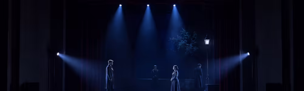 Showtechnik mit Follow-Spot, Theaterspots, Bühne und Lichttechnik